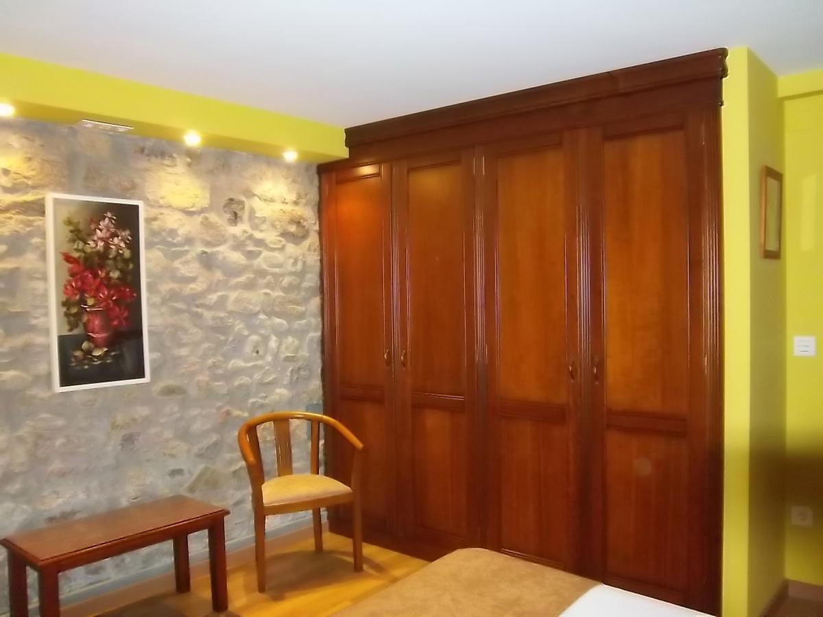 Apartamentos Entrepalacios Aviles Luaran gambar